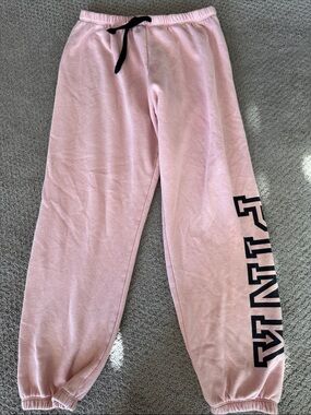 Victoria’s Secret Pink Sweatpants with Black Drawstring